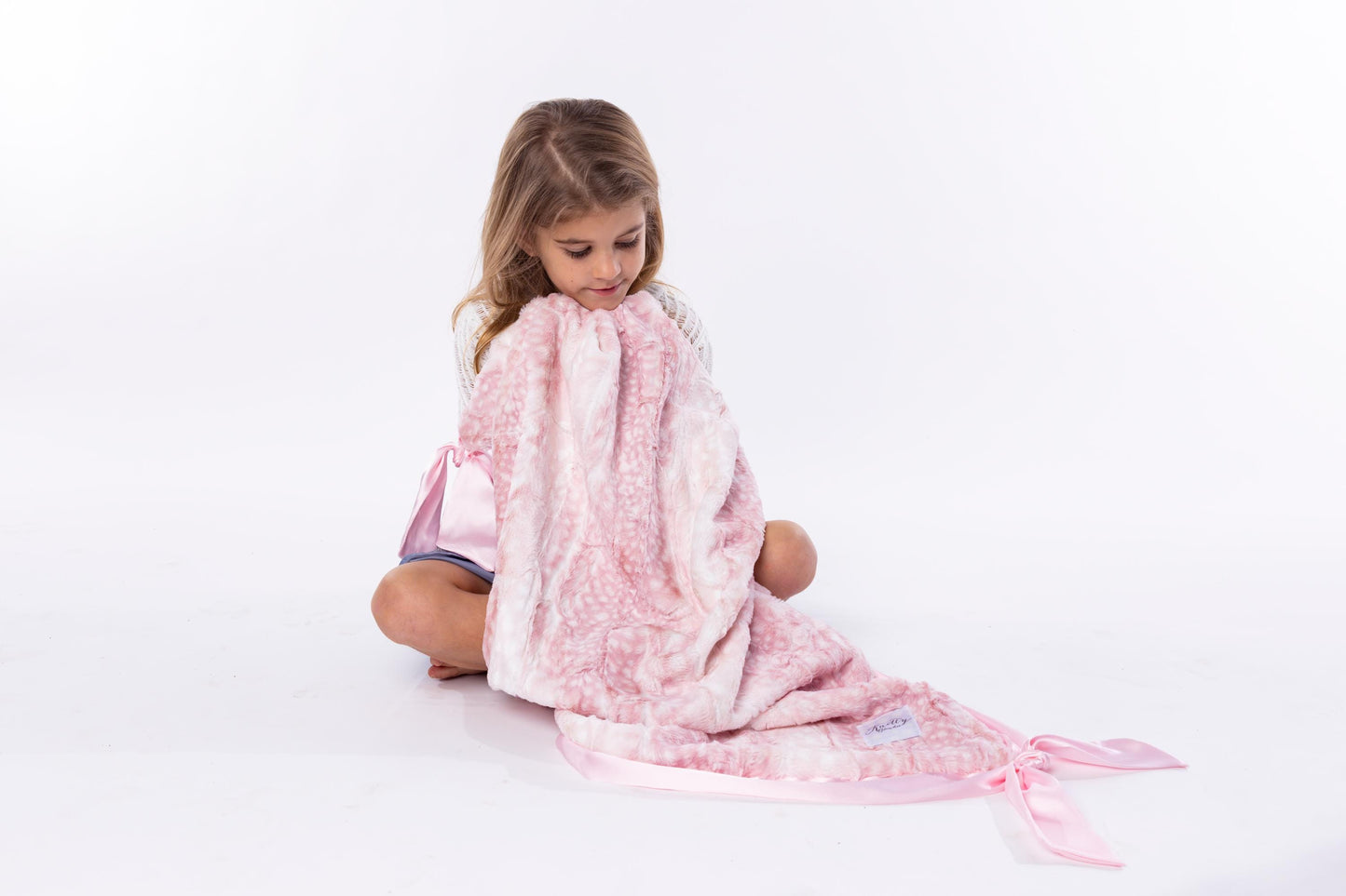 Pink Sandpiper Knotty Blankie
