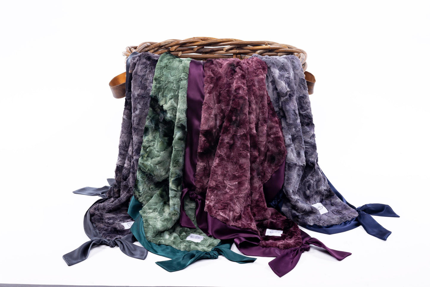 Dappled Plum Knotty Blankie