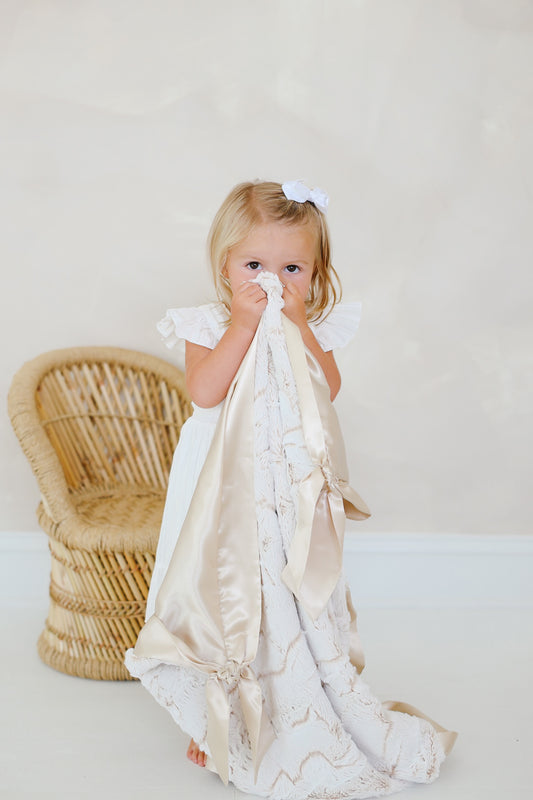 Frosty Sand Knotty Blankie