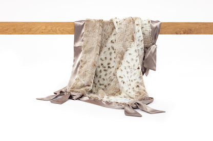 Arctic Lynx Knotty Blankie