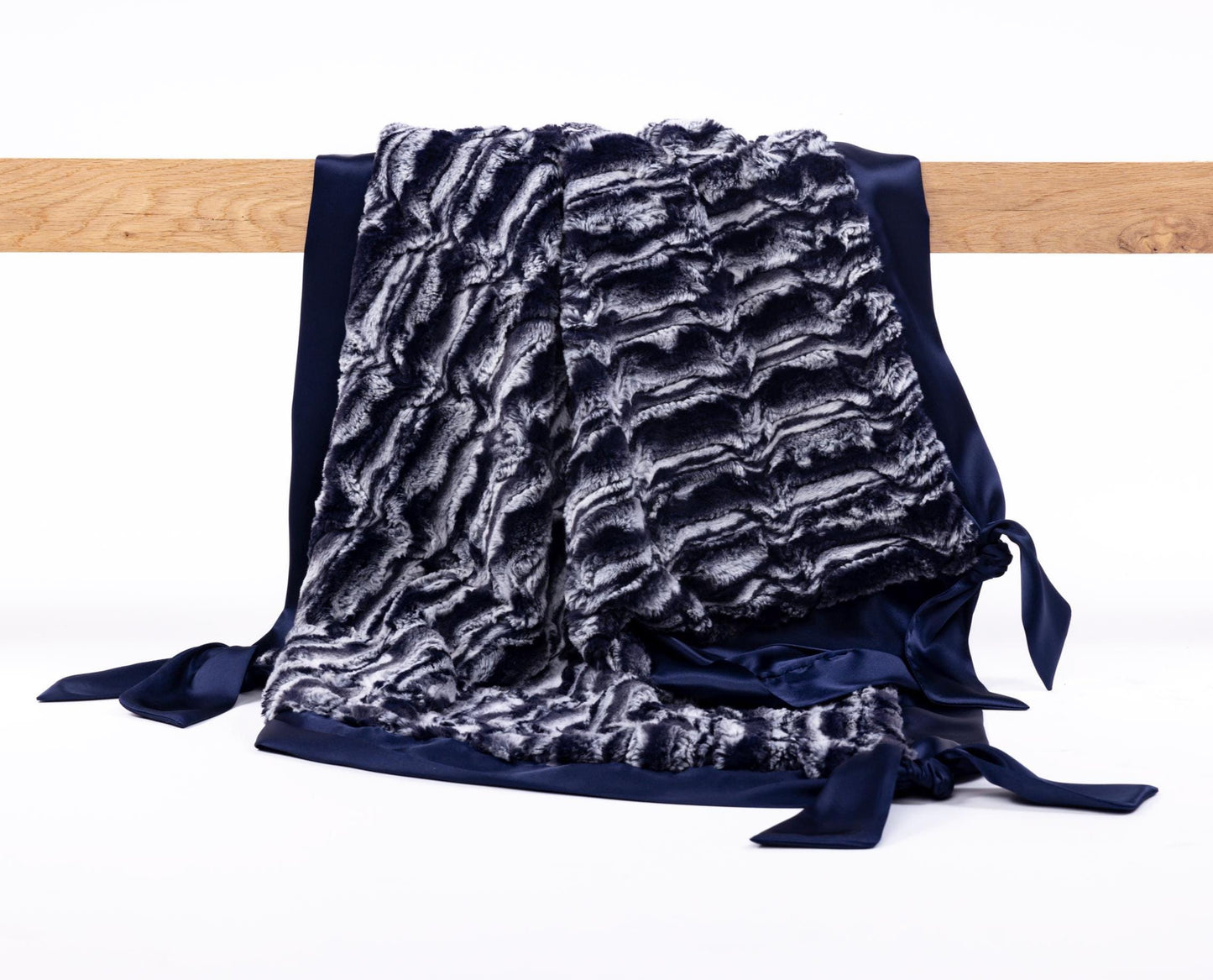 Drift Navy Knotty Blankie