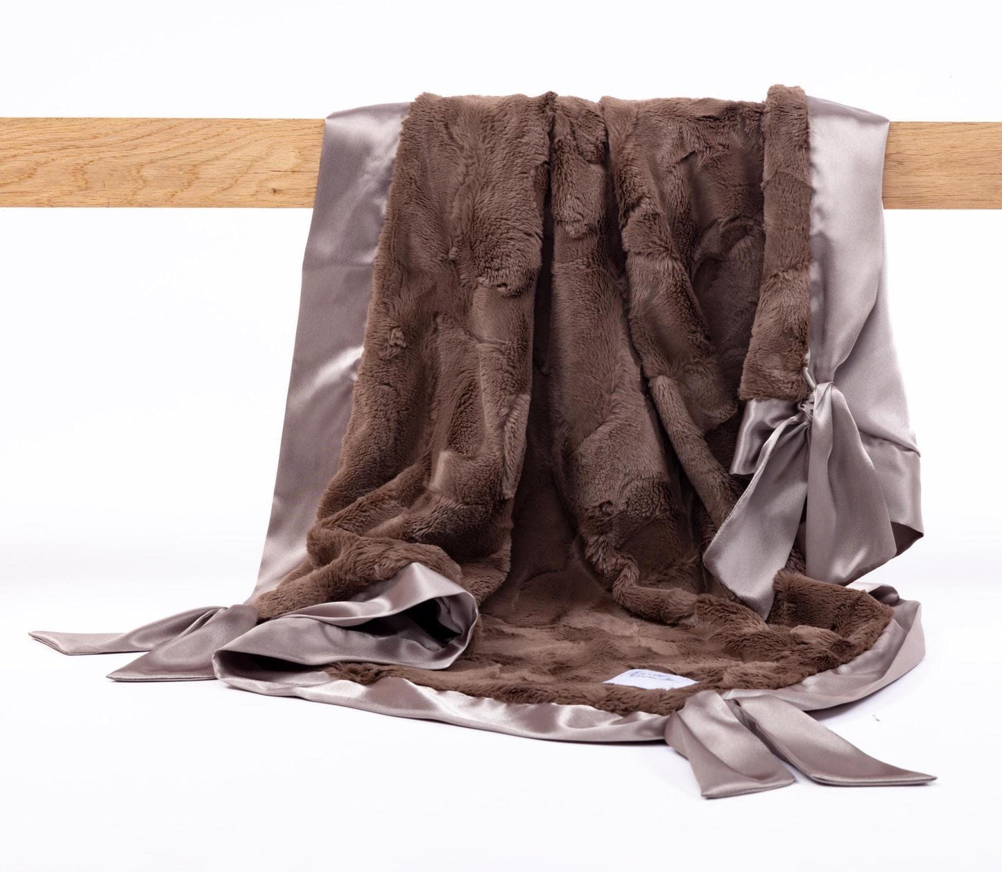 Mocha Knotty Blankie